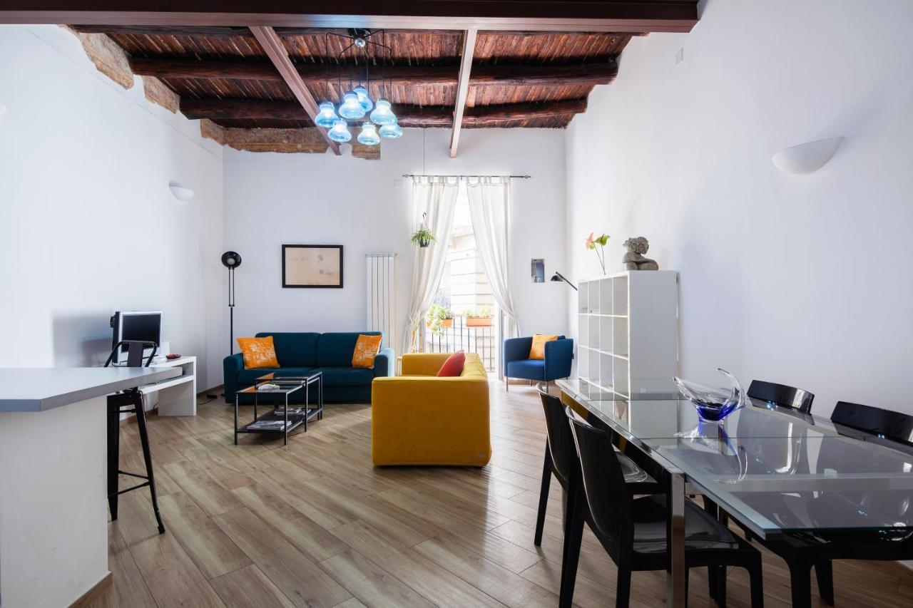 Appartamento Moderno Nel Centro Storico 那不勒斯 外观 照片