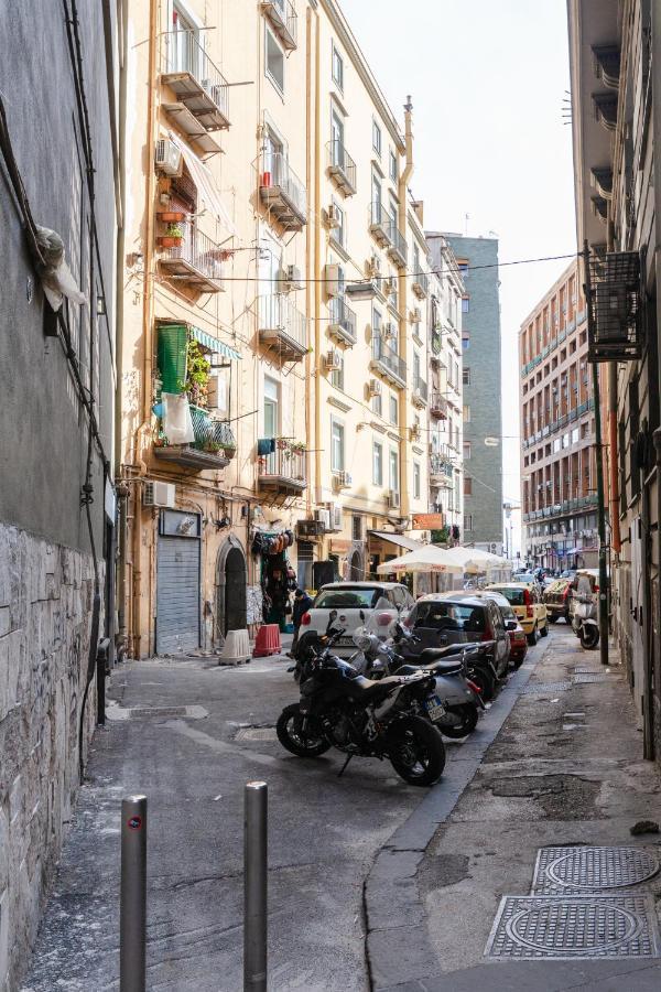 Appartamento Moderno Nel Centro Storico 那不勒斯 外观 照片